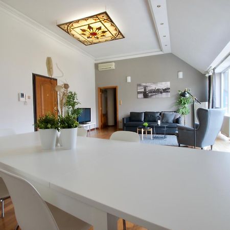 Standerd Apartment By Hi5 - Lovag Family Suites بودابست المظهر الخارجي الصورة