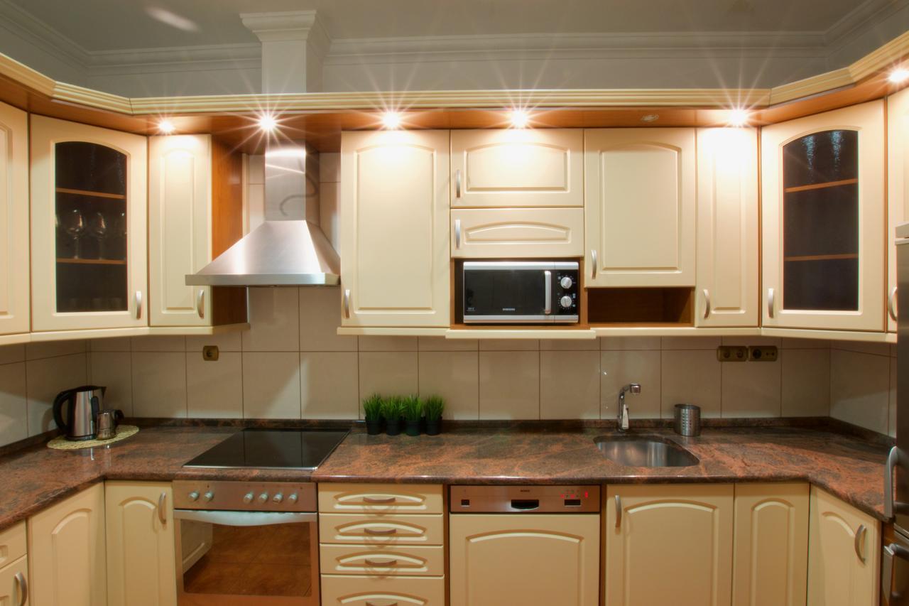 Standerd Apartment By Hi5 - Lovag Family Suites بودابست المظهر الخارجي الصورة